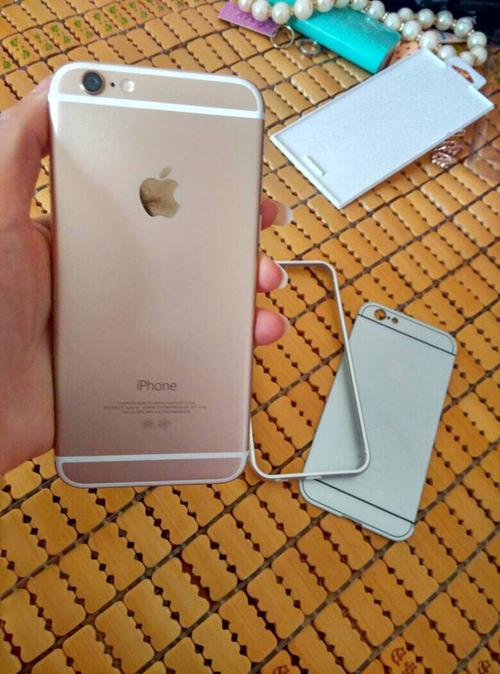 在香港现在苹果6和6plus都卖价钱?16G版本的?