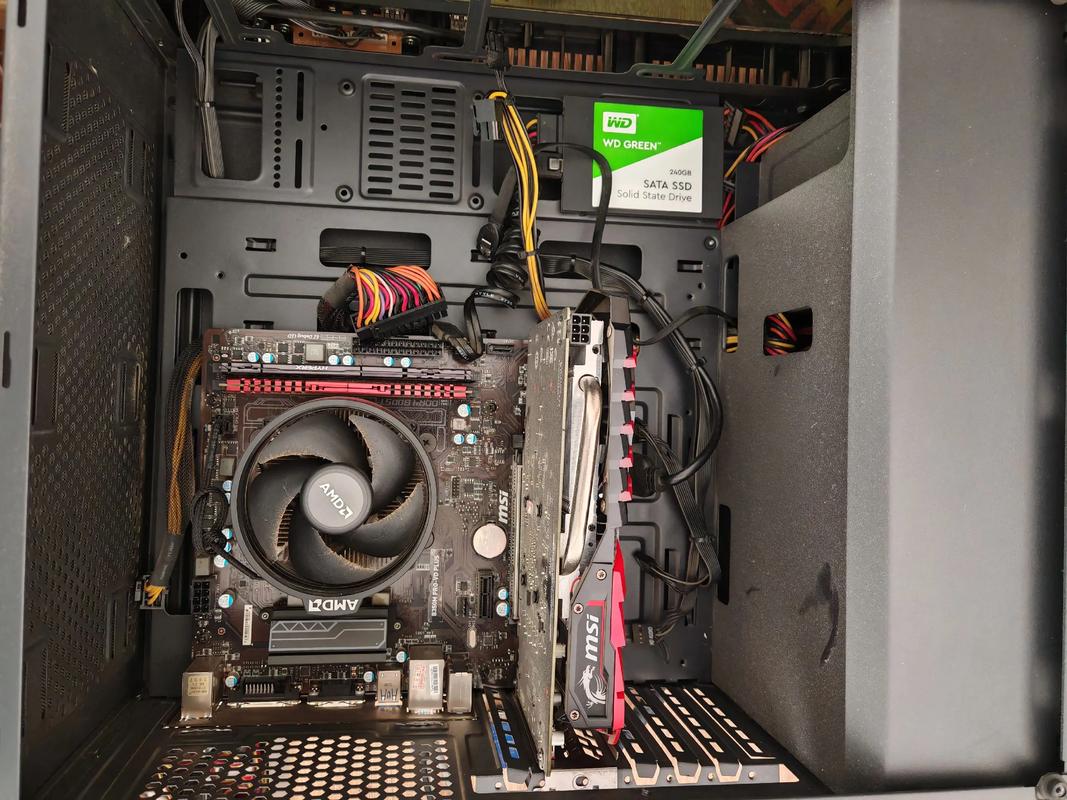 想组装电脑哪些配件可以买二手货,哪些配件比较好入新?