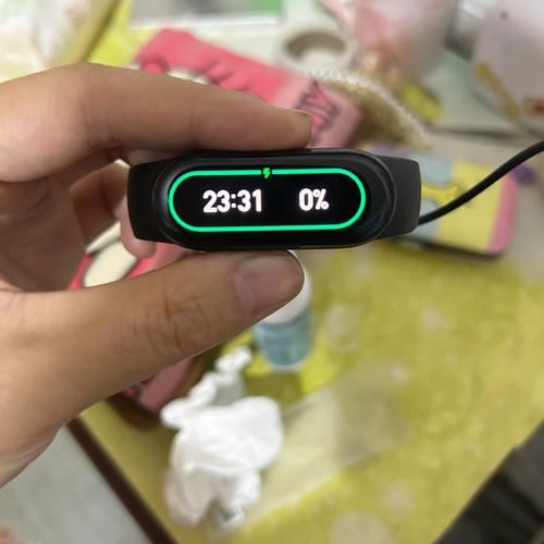 小米手环如何充电使用方法