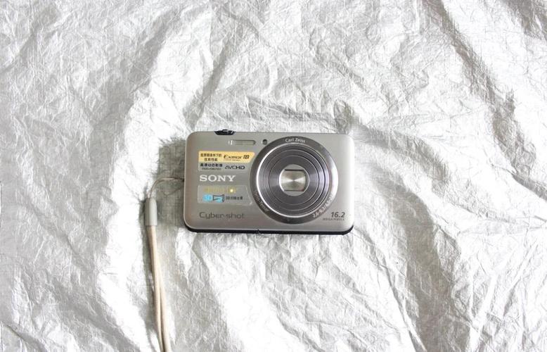 索尼DSC-WX9镜头特点