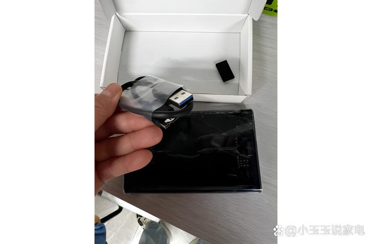 移动硬盘什么牌子好