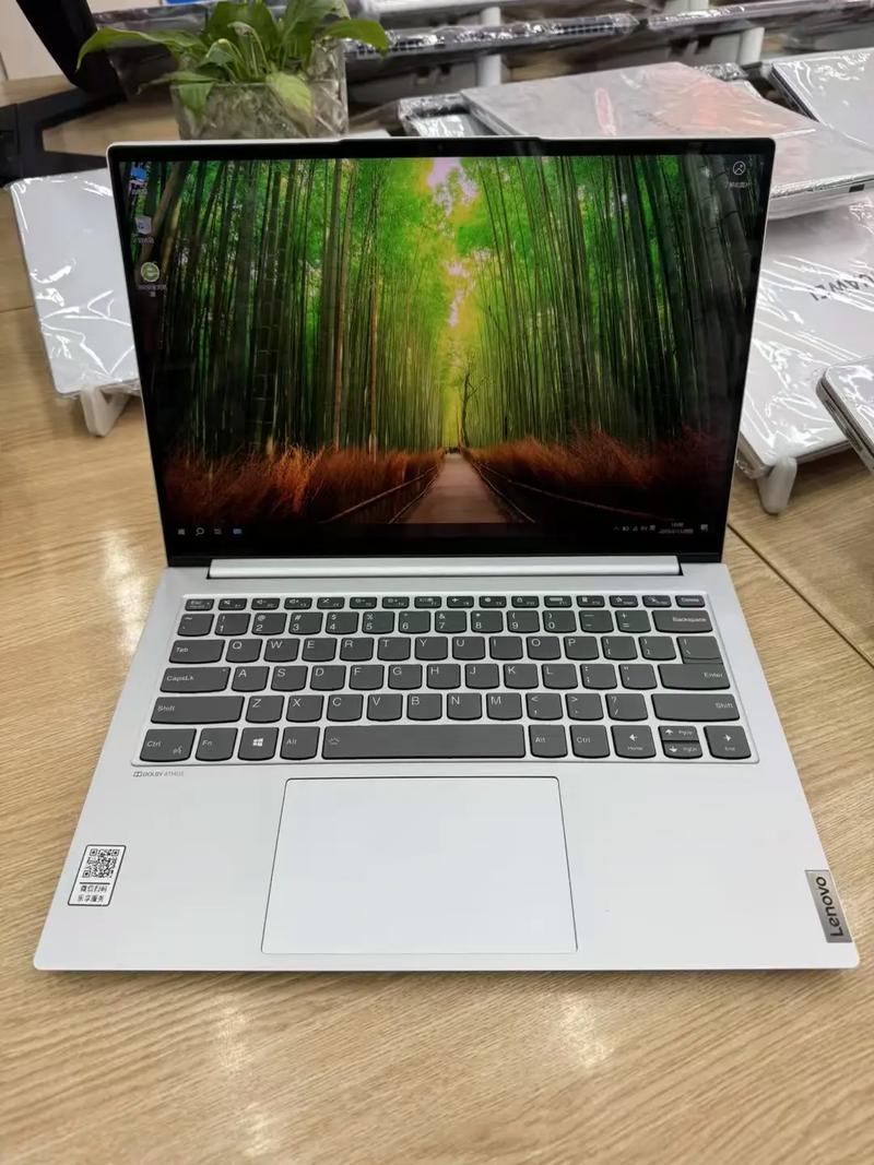 我想买一台电脑,高手进~~~