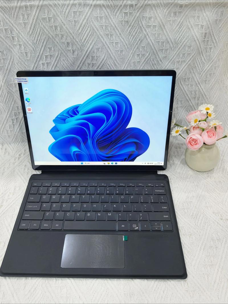 二合一平板电脑除了微软Surface这一个选取,还有其他选取吗?