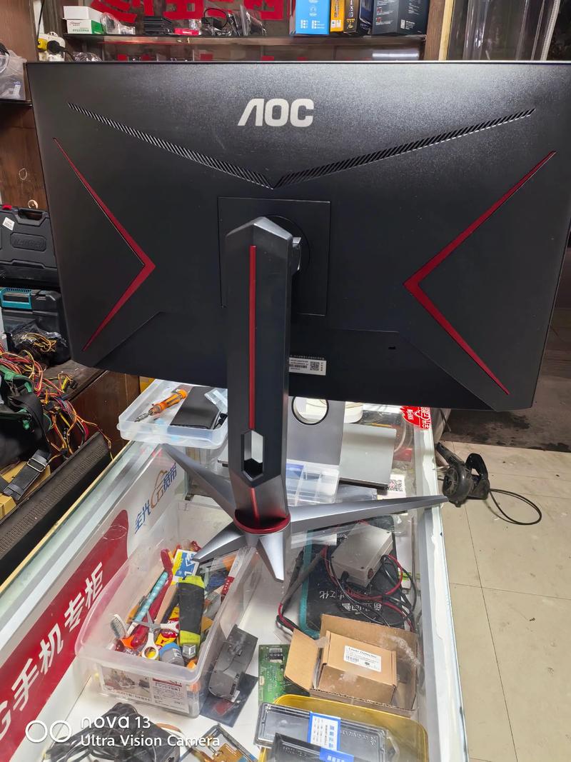 27寸显示器买直面还是曲面,什么品牌的曲面屏比较好一点?