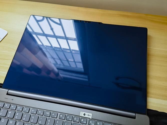 笔记本电脑要不要贴膜