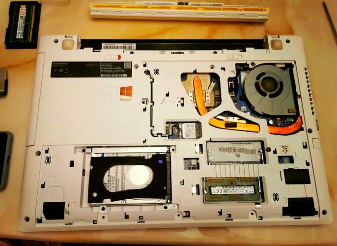 联想G500能不能装固态硬盘