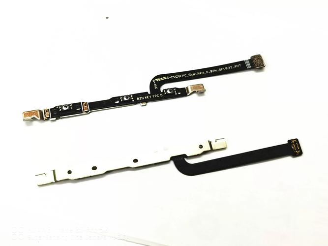 诺基亚t7和摩托罗拉xt711比较?有人了解吗?