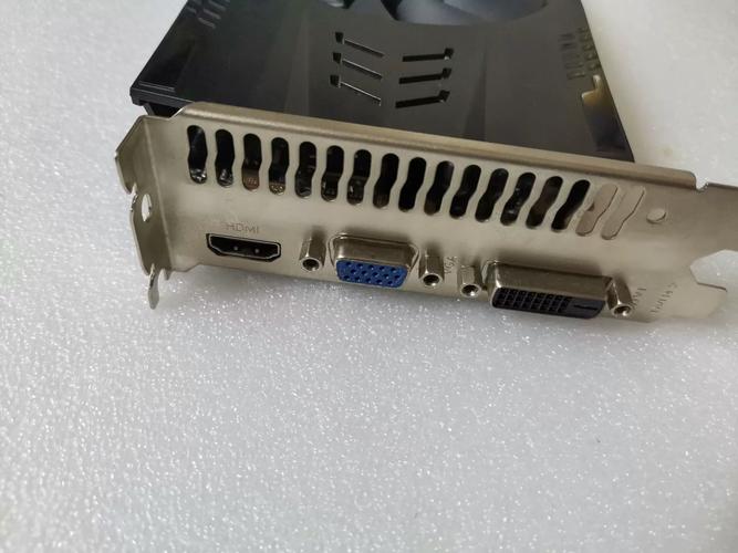 大家看这几个7300GT显卡,哪个比较好?