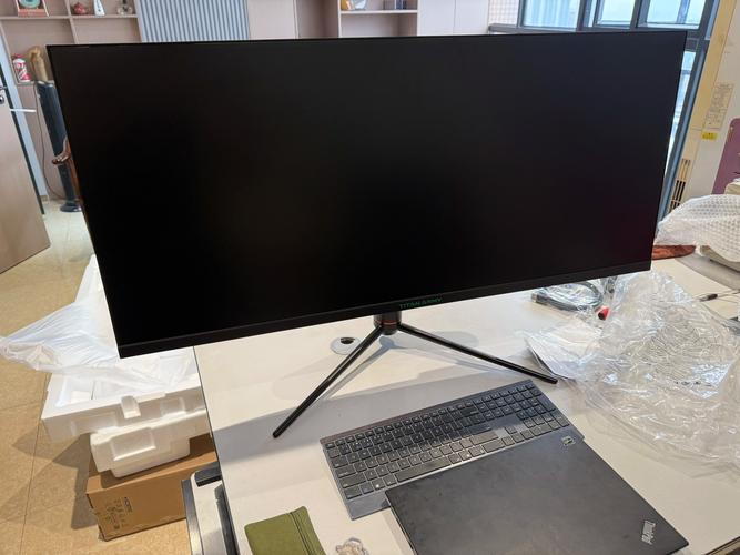 岂止于大,我换了一个超大的泰坦军团40寸带鱼屏显示器-