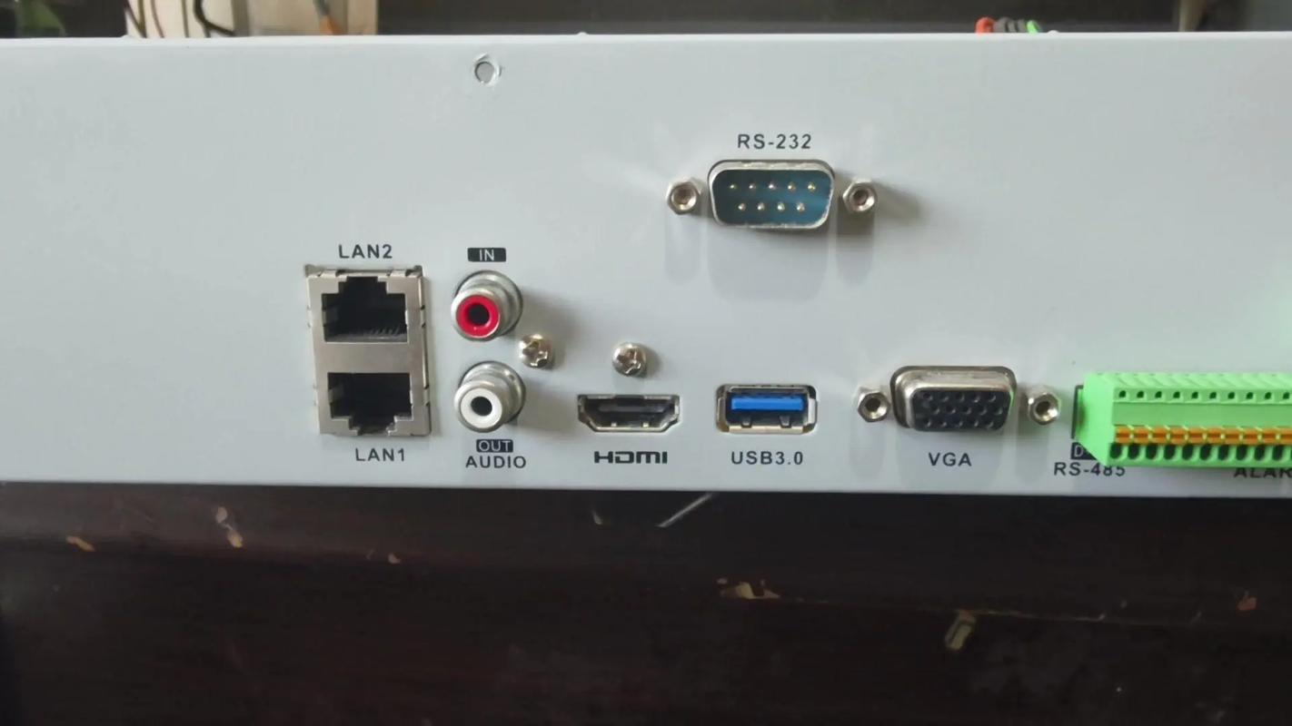 海康32路能不能添加36个