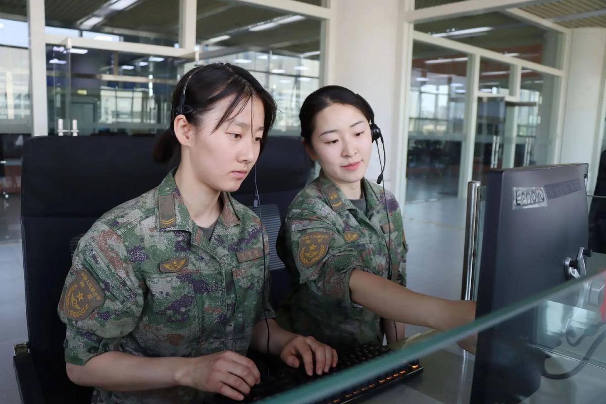 现代通信技术适合女生吗