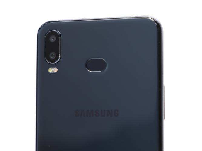 大内存手机哪款好?三星A6s好用吗?