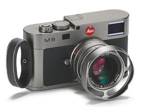 多少人即使脱膜也要买的相机?徕卡M9