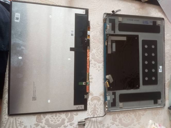 笔记本换屏收取500元,这个价位贵吗