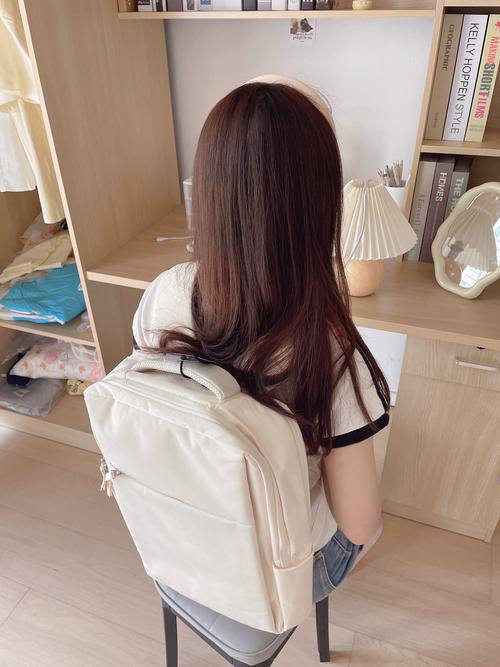 双肩笔记本电脑包为携带笔记本该买双肩背包还是手提包