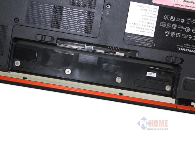 联想Y450A-TSI(H)的机身接口