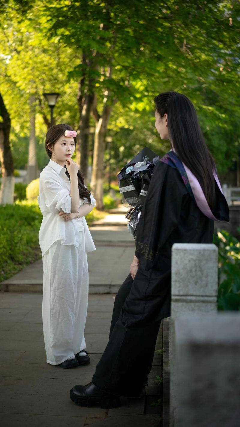 索尼a7c2配什么镜头适合旅游