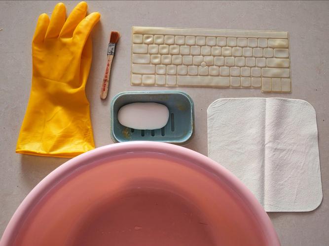 硅胶键盘膜可以水洗吗