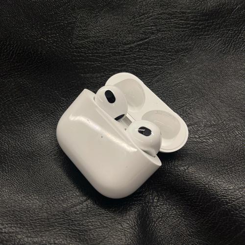 ...Pro2还是直接买AirPods3?这两款苹果蓝牙耳机哪个音质更好?佩戴更舒...