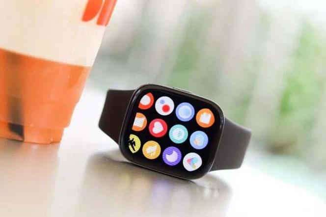 RedmiWatch3和小米手环7pro哪个好