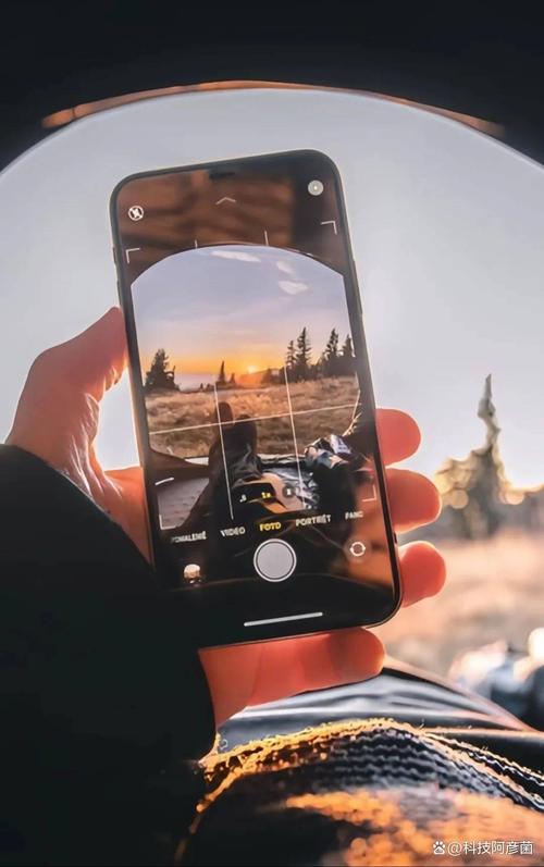 手机相机像素越高越好吗?