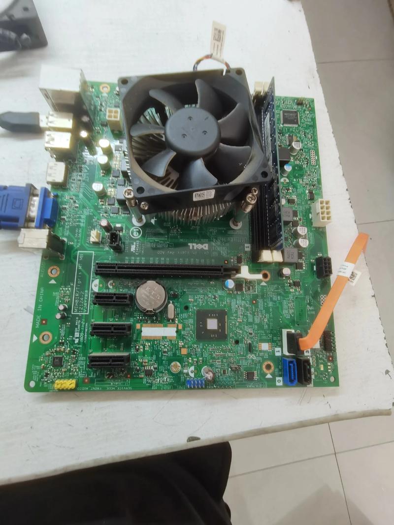 戴尔1420笔记本开机按f2f12没反应戴尔1420拆机