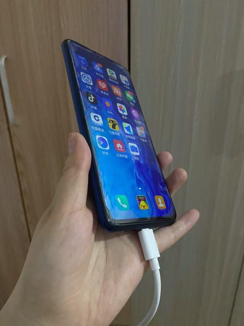 OPPOR17可以用40W的快充吗?