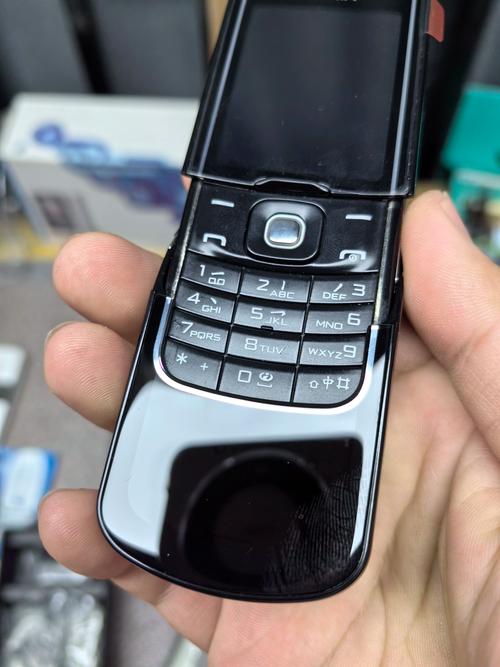 关于诺基亚8600