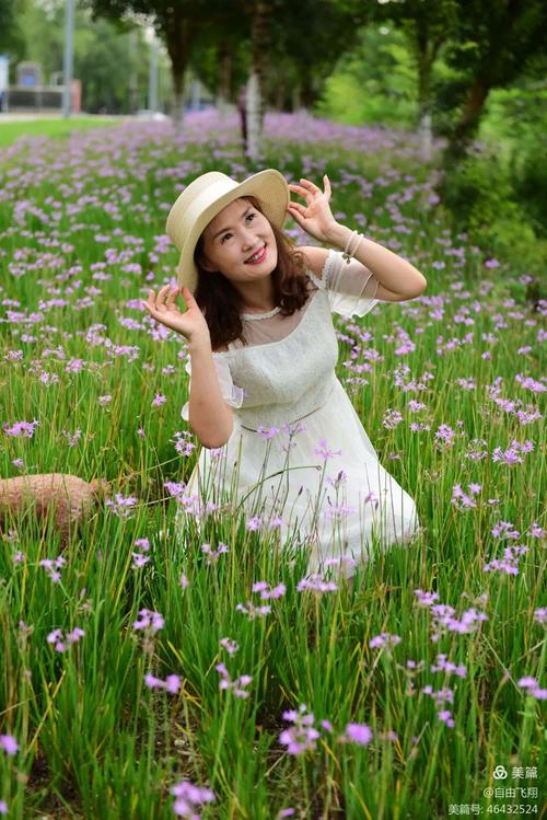 适马24『7』0/2.8镜头放在佳能50D上面拍人像和风景人像合适吗?光圈2.8虚化...