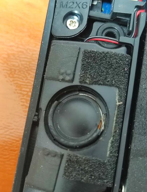 联想z360笔记本内制喇叭怎么换?