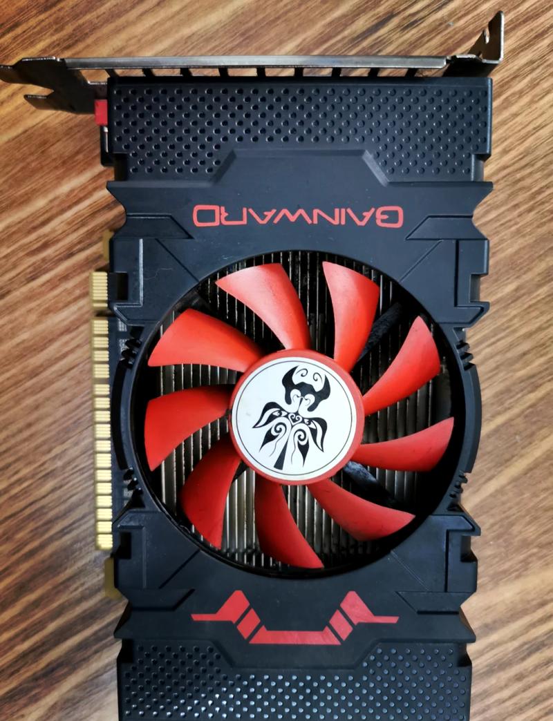 我不想换主机,只想换个显卡只玩lol,这配置我CPU不行,换显卡可以提升lol...