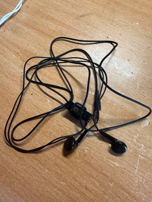 诺基亚蓝牙耳机好吗?诺基亚蓝牙耳机E3102评测