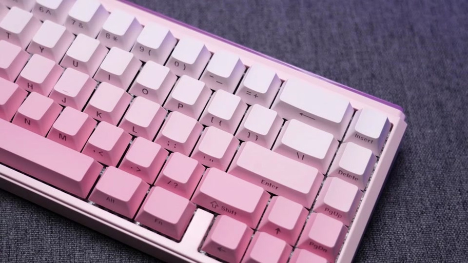 键盘光效按哪个键换