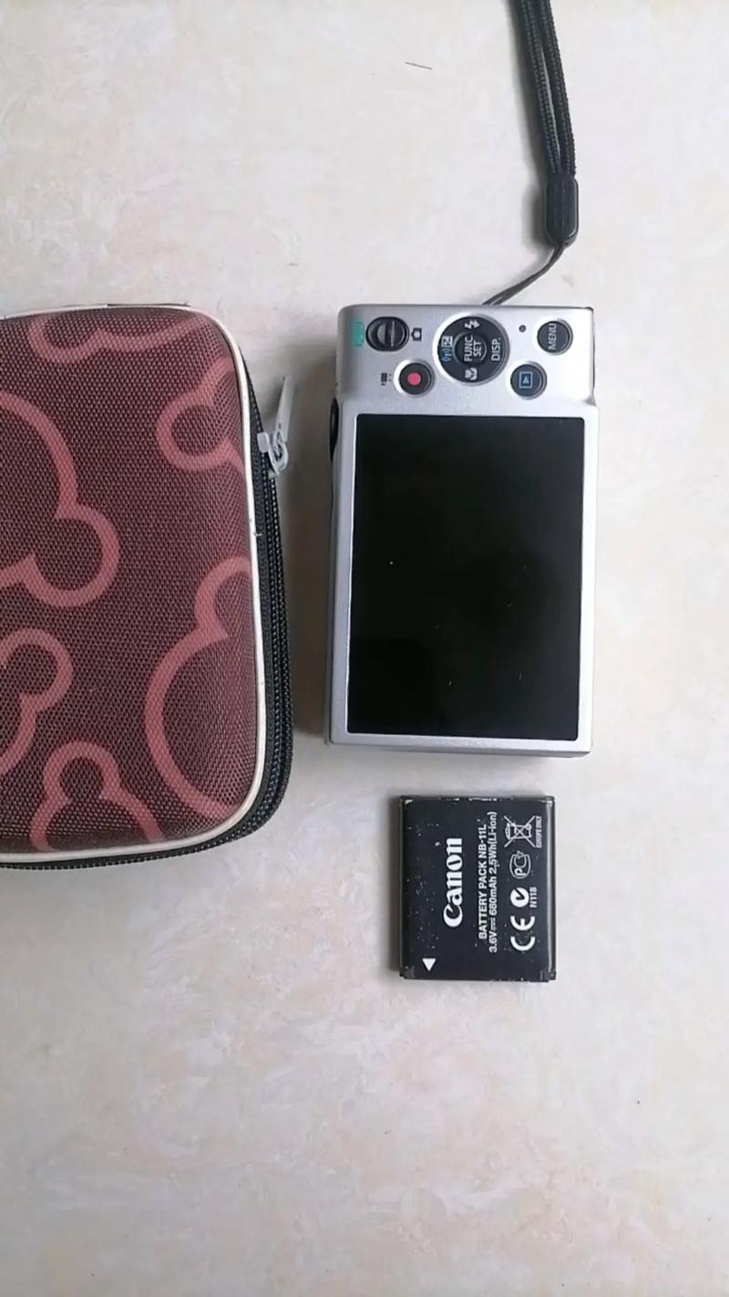 冬天(北方地区)可以把单反相机、笔记本电脑、机械手表之类的物品长期...