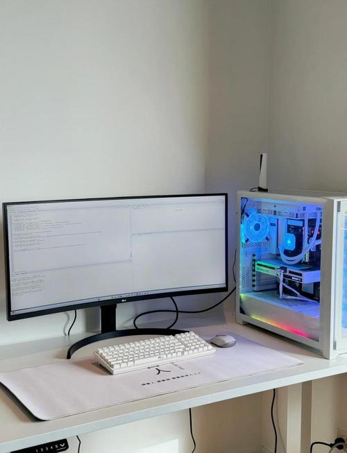 联想扬天,thinkcentre,thinkpad区别?