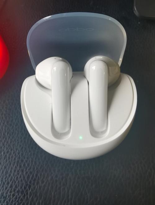 OPPOReno原装耳机实体店多少钱?