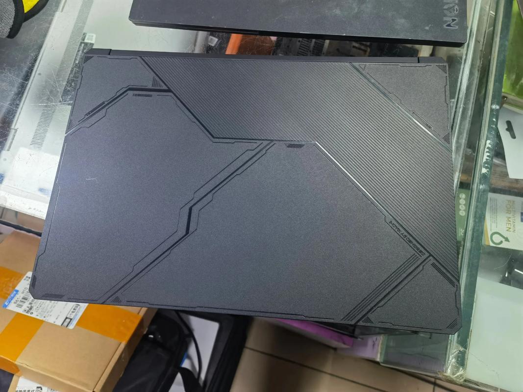 Redmi首款超高性价比笔记本明日开售,售价3999元起