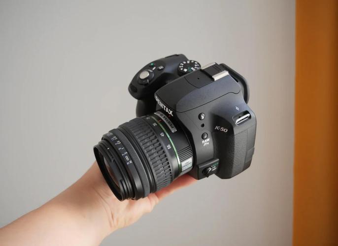 宾得k30和k50区别。再就是尼康D5200和这两个相机那个强。