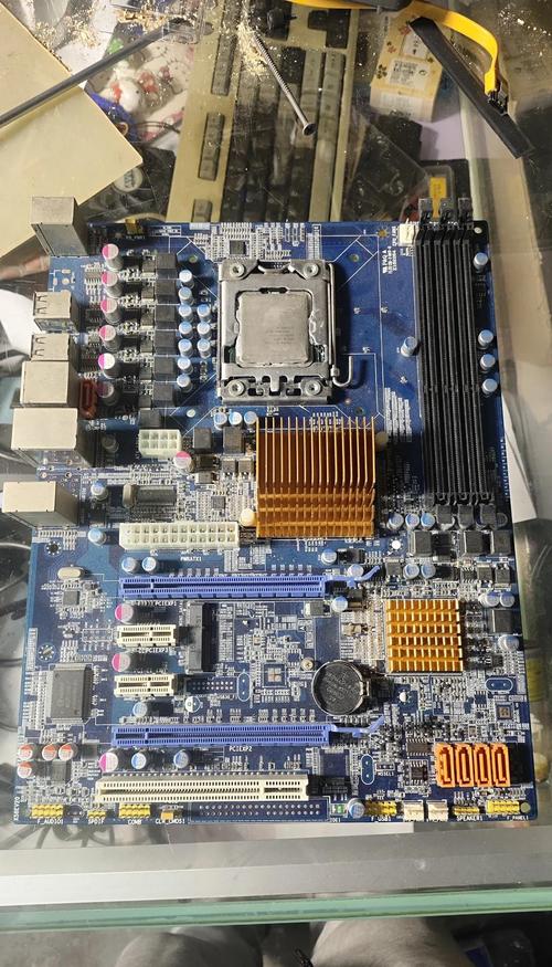 英特尔i74790配什么主板好?