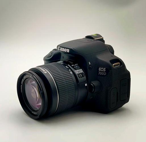 佳能700D用什么镜头好?