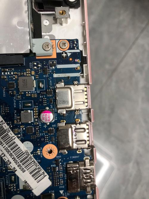 yoga710一14kb主板闪屏原因和解决方法