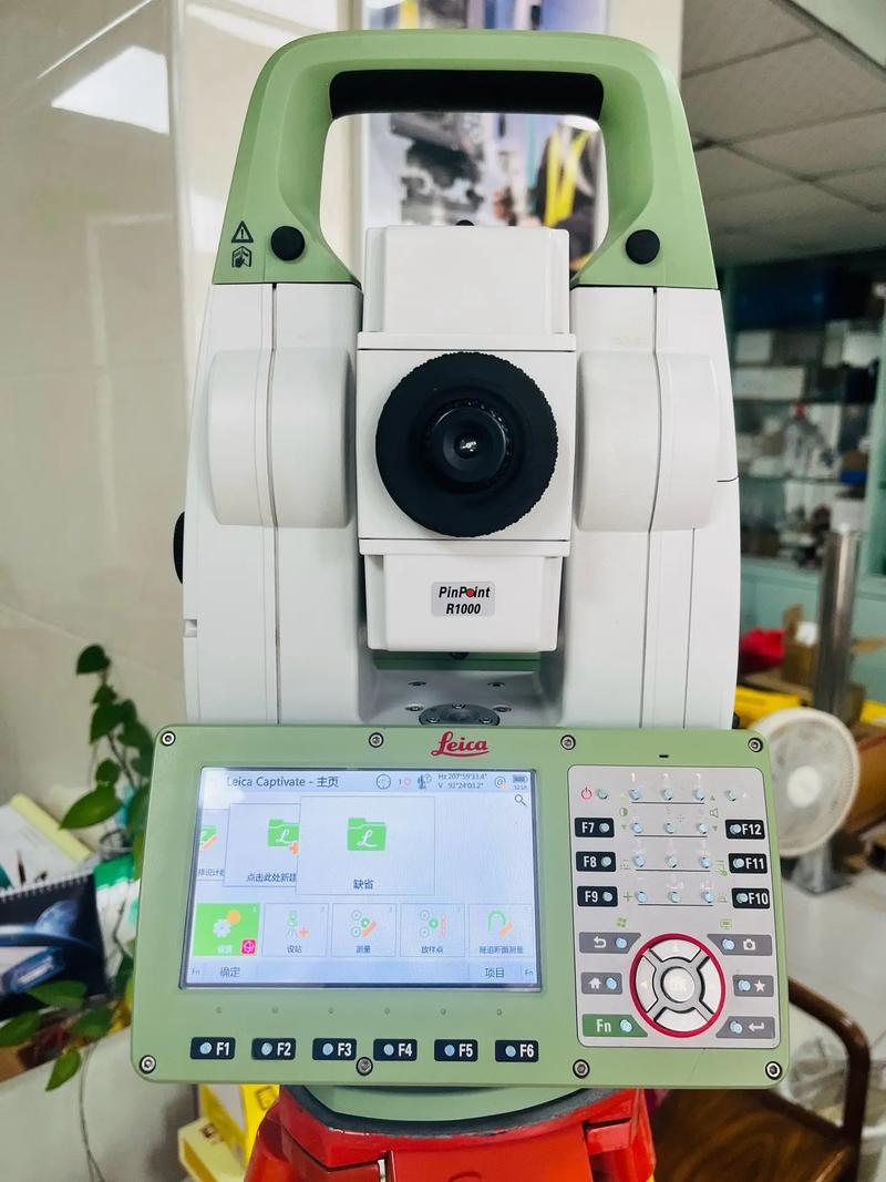 徕卡0.5秒级别的全站仪一套多少钱