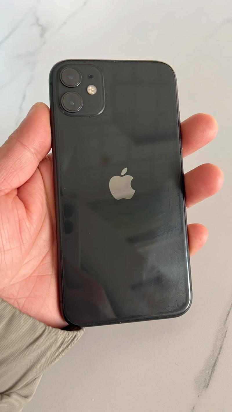 二手苹果11多少钱