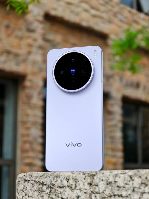 有什么手机前面三个摄像头