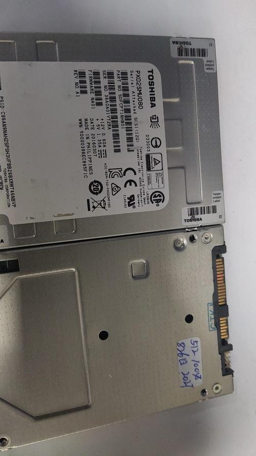 东芝笔记本l800c50w1是双显卡吗