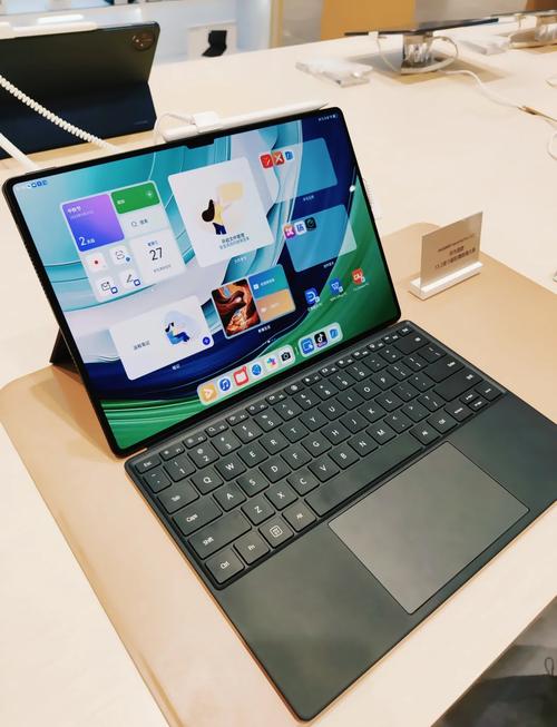 平板电脑和笔记本电脑在学习方面哪个更具优势