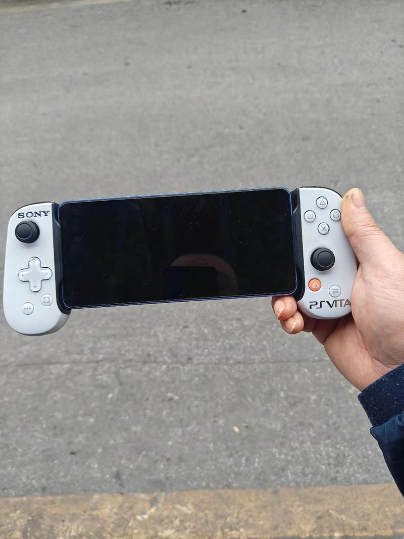 大家觉得以后索尼还会出新掌机吗