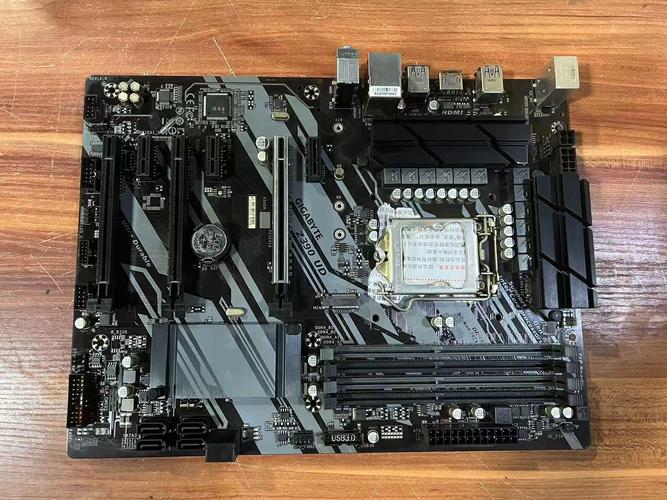 960显卡配什么主板