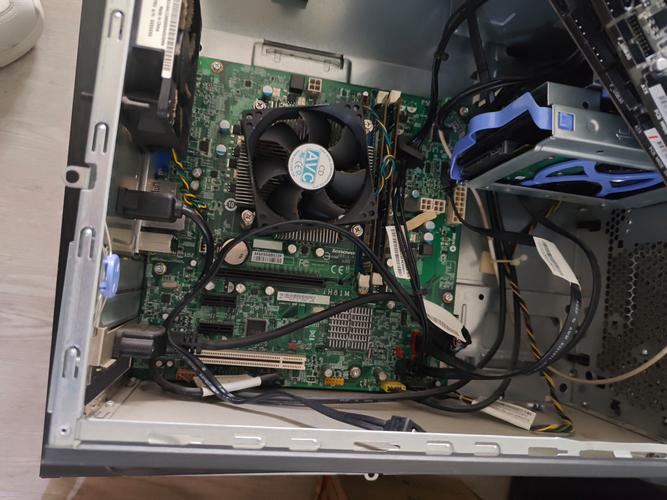 华为笔记本电脑换主板费用,华为笔记本电脑换主板费用多少