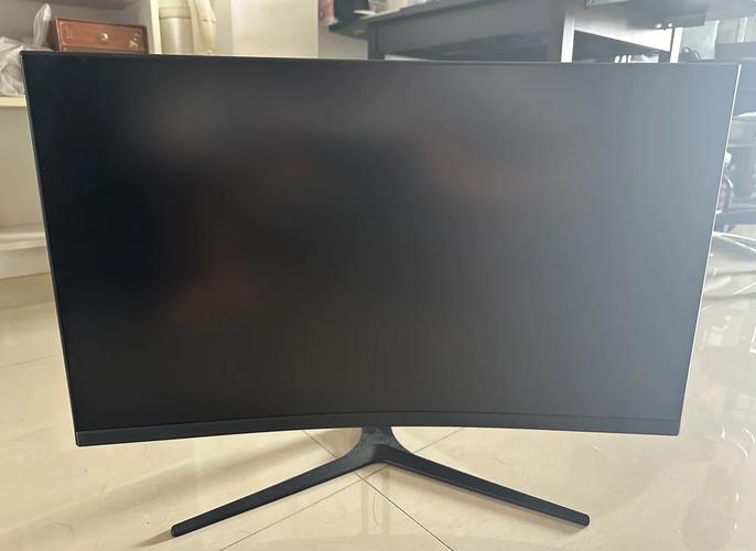 曲面显示器更伤眼睛吗